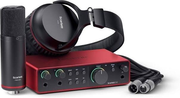 Focusrite Scarlet 2i2 Studio Bundle