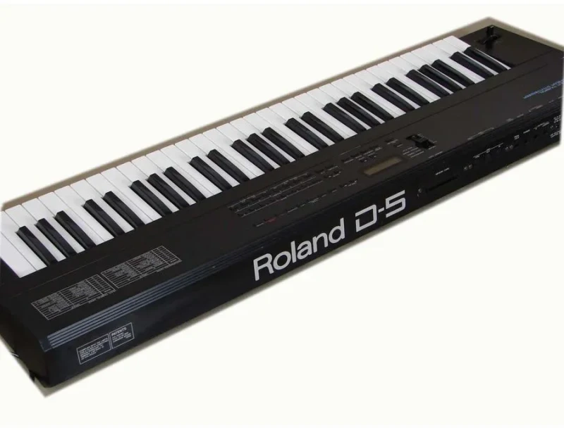 Roland D5